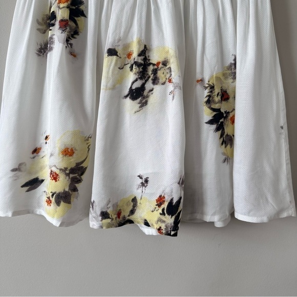 GENTLE Fawn-Floral Smocked Waist Lightweight Mini Dress (Size:Small) - Picture 4 of 7